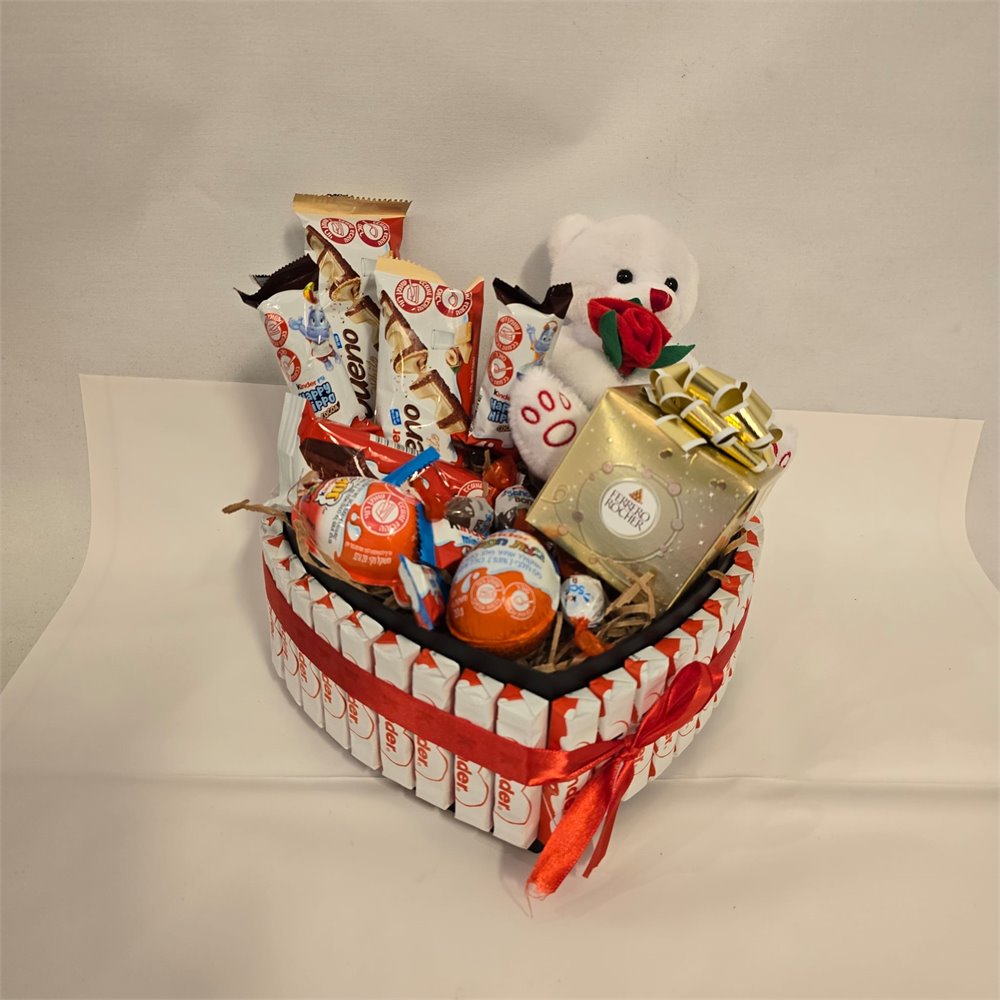 מארז קינדר 4